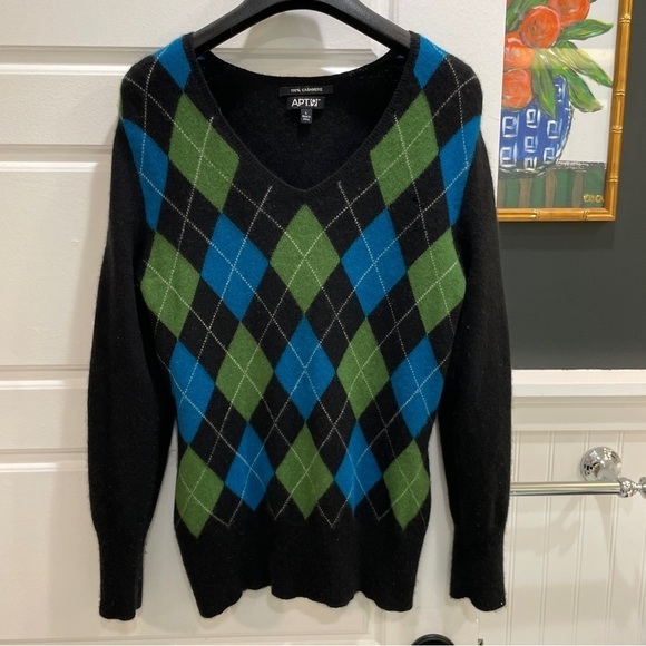 Apt. 9 Cashmere Argyle V-Neck Sweater - Picture 1 of 10
